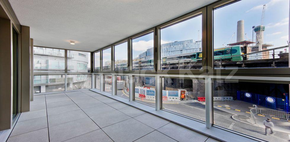 			LET, 2 Bedroom, 1 bath, 1 reception Apartment			 Cascade Court, The Vista's, Battersea Park